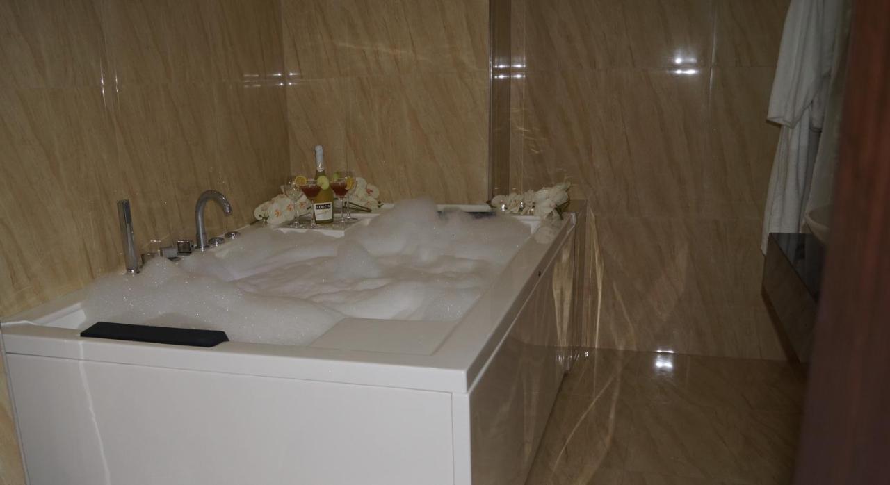 City Hotel Πρίζρεν Εξωτερικό φωτογραφία