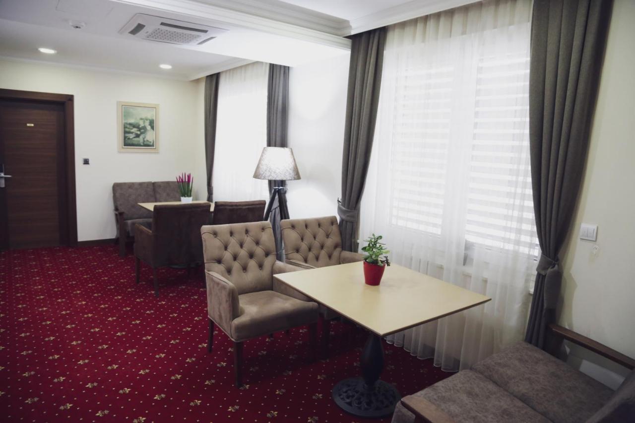City Hotel Πρίζρεν Εξωτερικό φωτογραφία