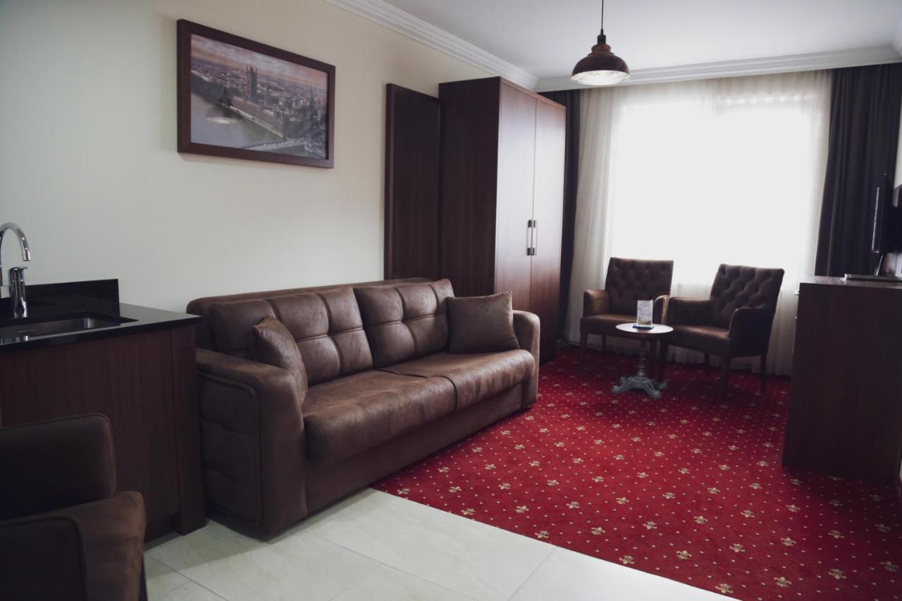 City Hotel Πρίζρεν Εξωτερικό φωτογραφία