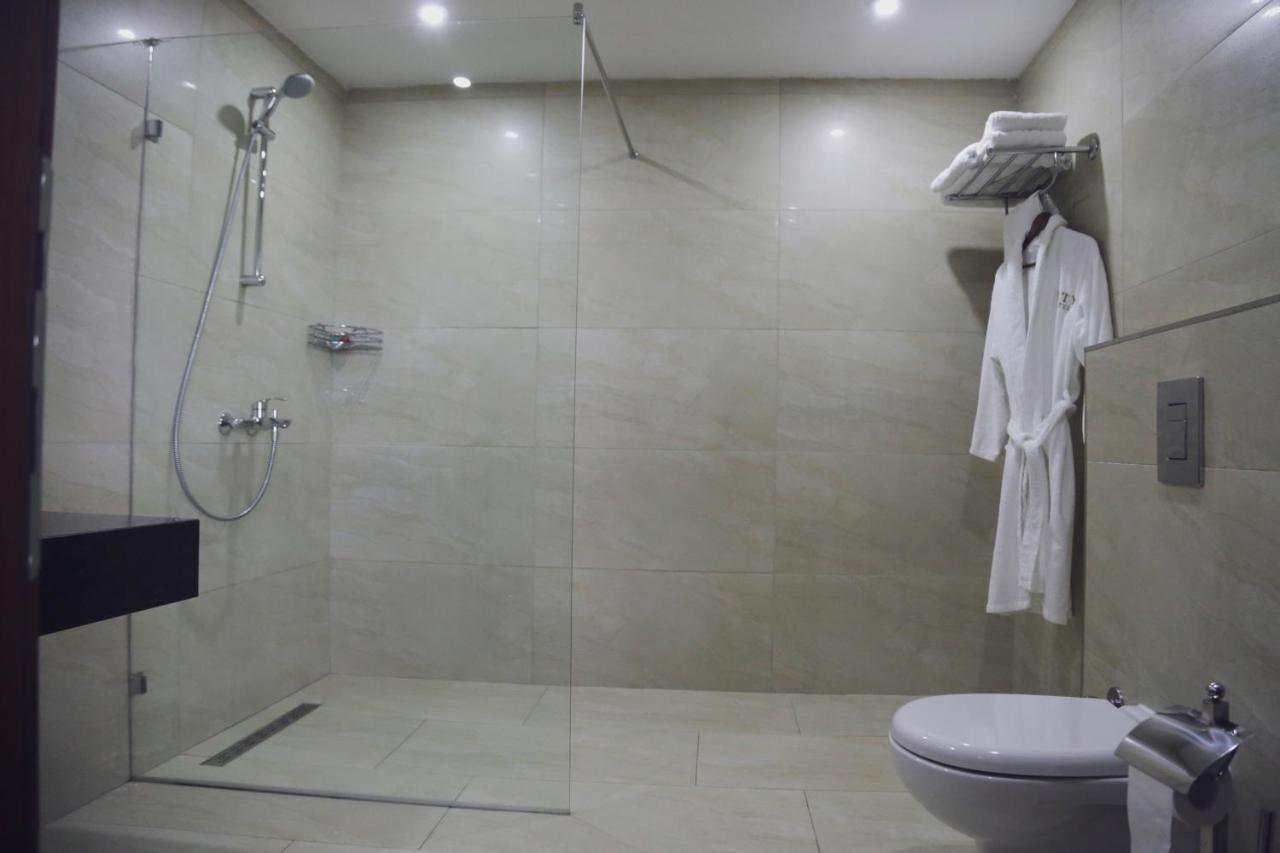 City Hotel Πρίζρεν Εξωτερικό φωτογραφία